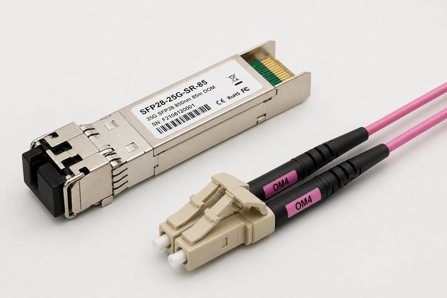 Thiết bị module SFP28 và dây cáp OM4 cho mạng 25Gbps doanh nghiệp